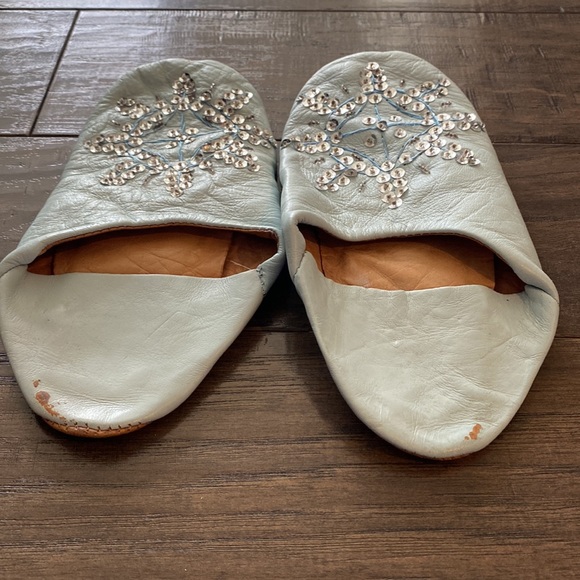 Handmade leather slippers - Picture 3 of 10